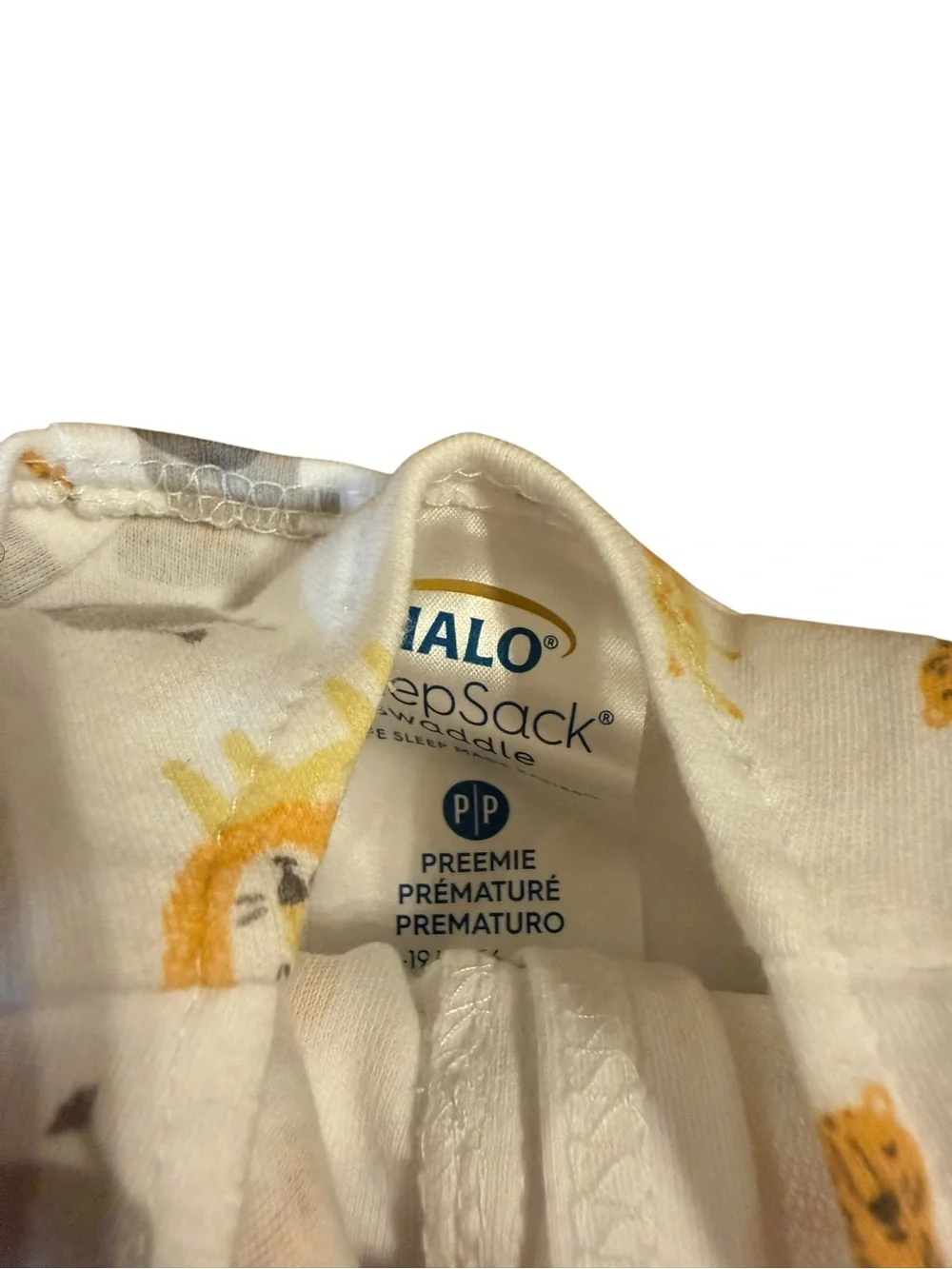 Halo sleep sack Cozy White Sleep Sack with Yellow & Gray Safari Animals